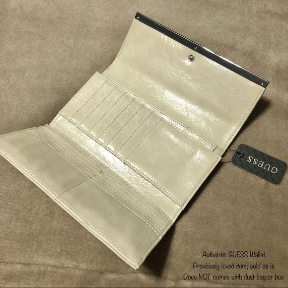 πHost Pickπ Wallet: NEW GUESS Wallet, Cream π Bundle Me! - Picture 2 of 7